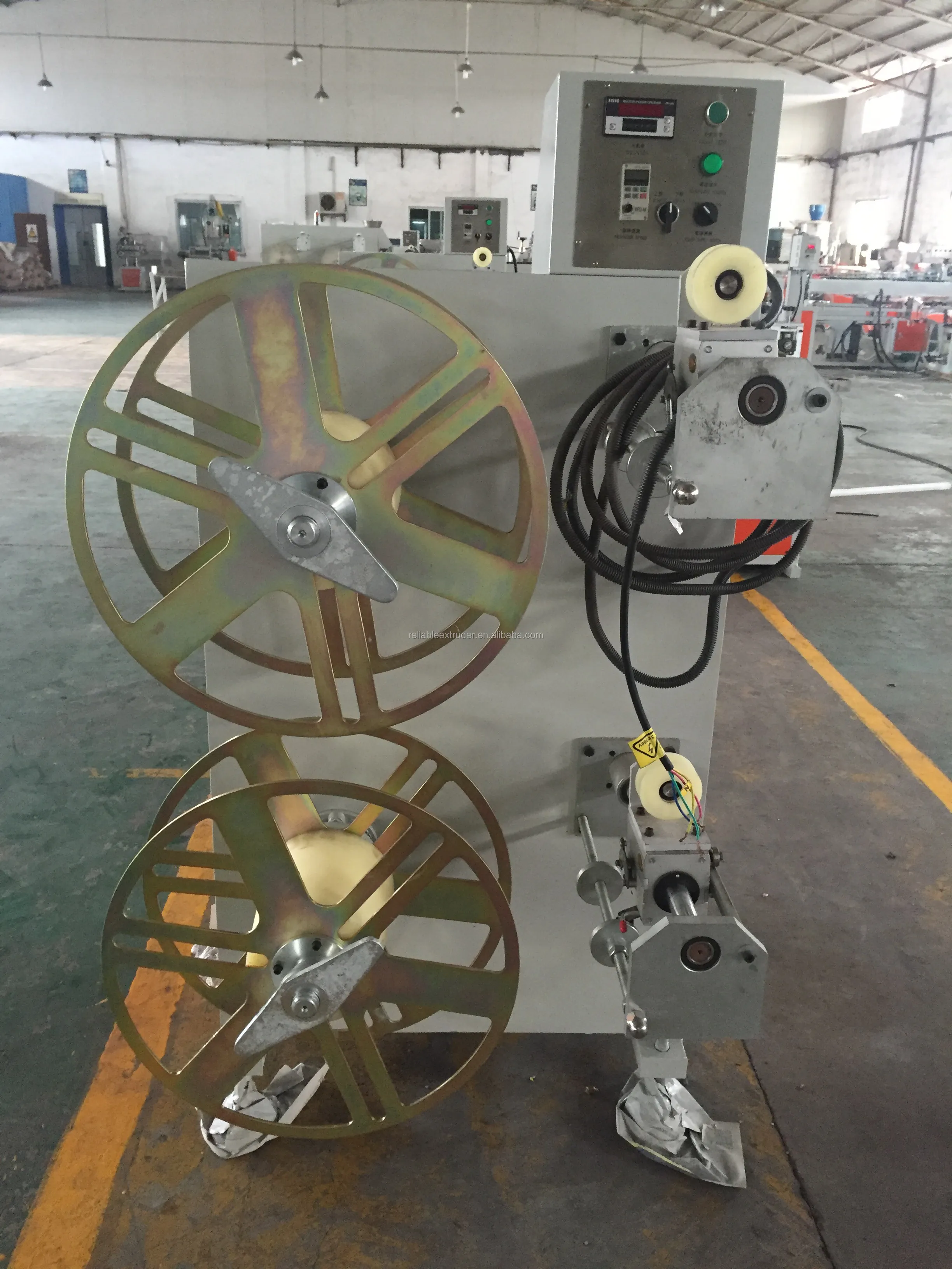 Пластиковый ротанговый/профильный сматыватель