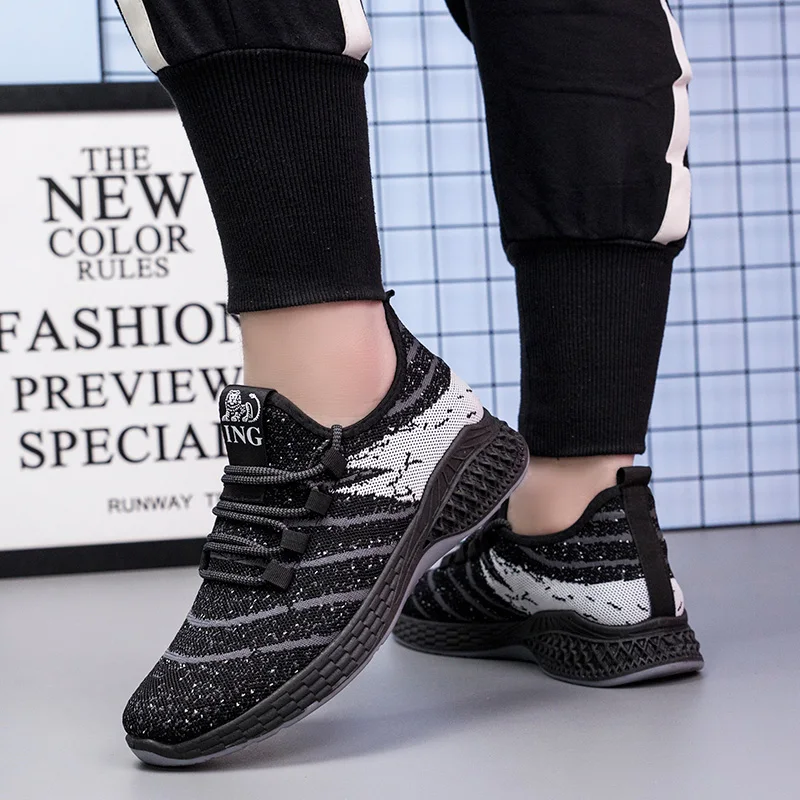 2020 manufacturer best selling breathable light fly knit Elastic band walking shoe for men