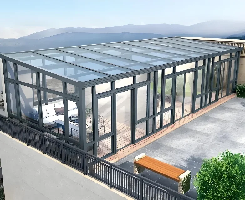Modern Aluminum Glass House Large Free-Standing Sunroom with Flat Roof Factory Direct Outdoor Sunshine Room Tempered Glass Roof