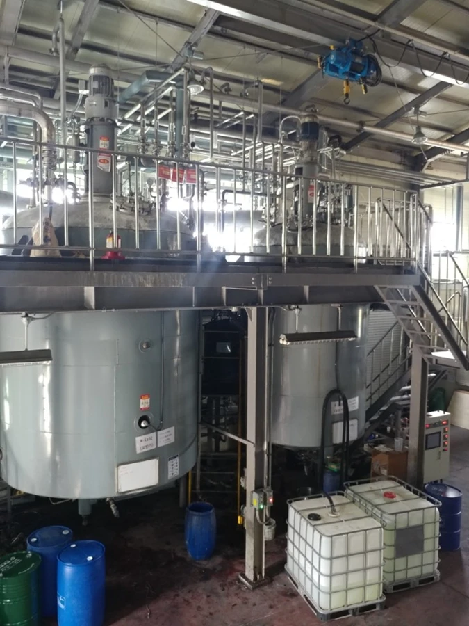 
Resistance cold temperature plasticizer/ 