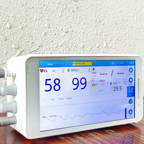 smart ecg pulse temperature multiparameter monitor