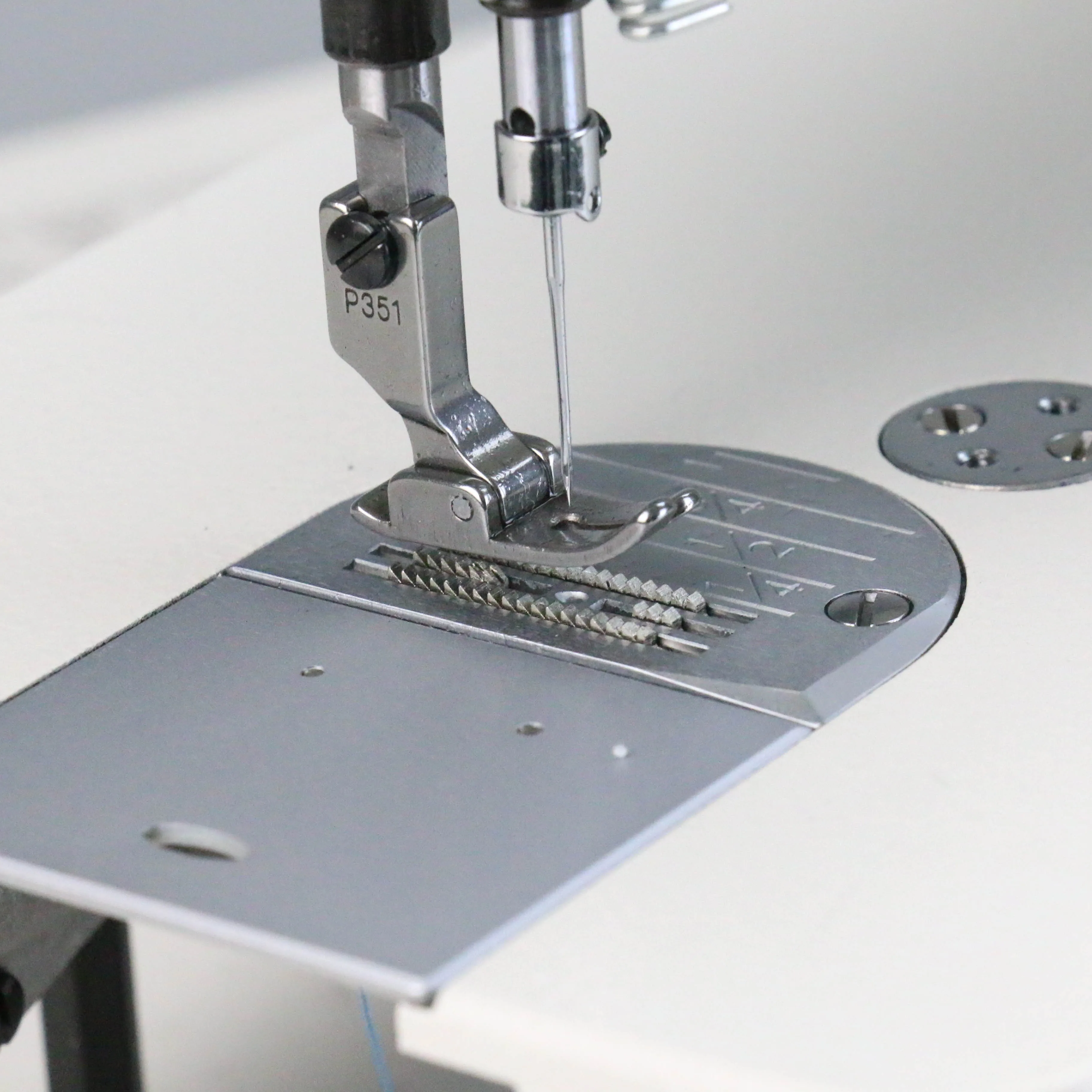 HONKON HK-8800D Mechatronics High Speed Direct Drive Lockstitch Sewing Machine
