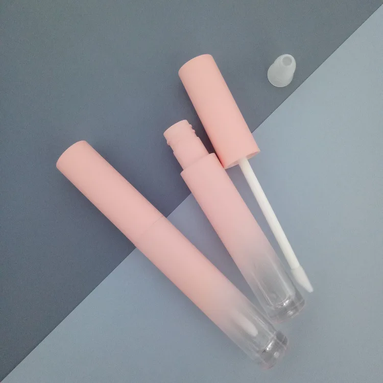 2024 Explosive Style Wholesale modern empty lip gloss tube unique plastic bottles for cosmetic