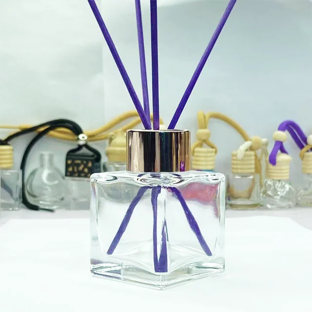 Luxury 50ml 100ml200ml Square Glass Aroma Diffuser Bottle  with cap