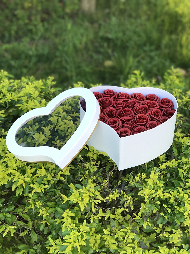 Chinese manufacturer heartshape flower box clear florist packaging supplies with window
