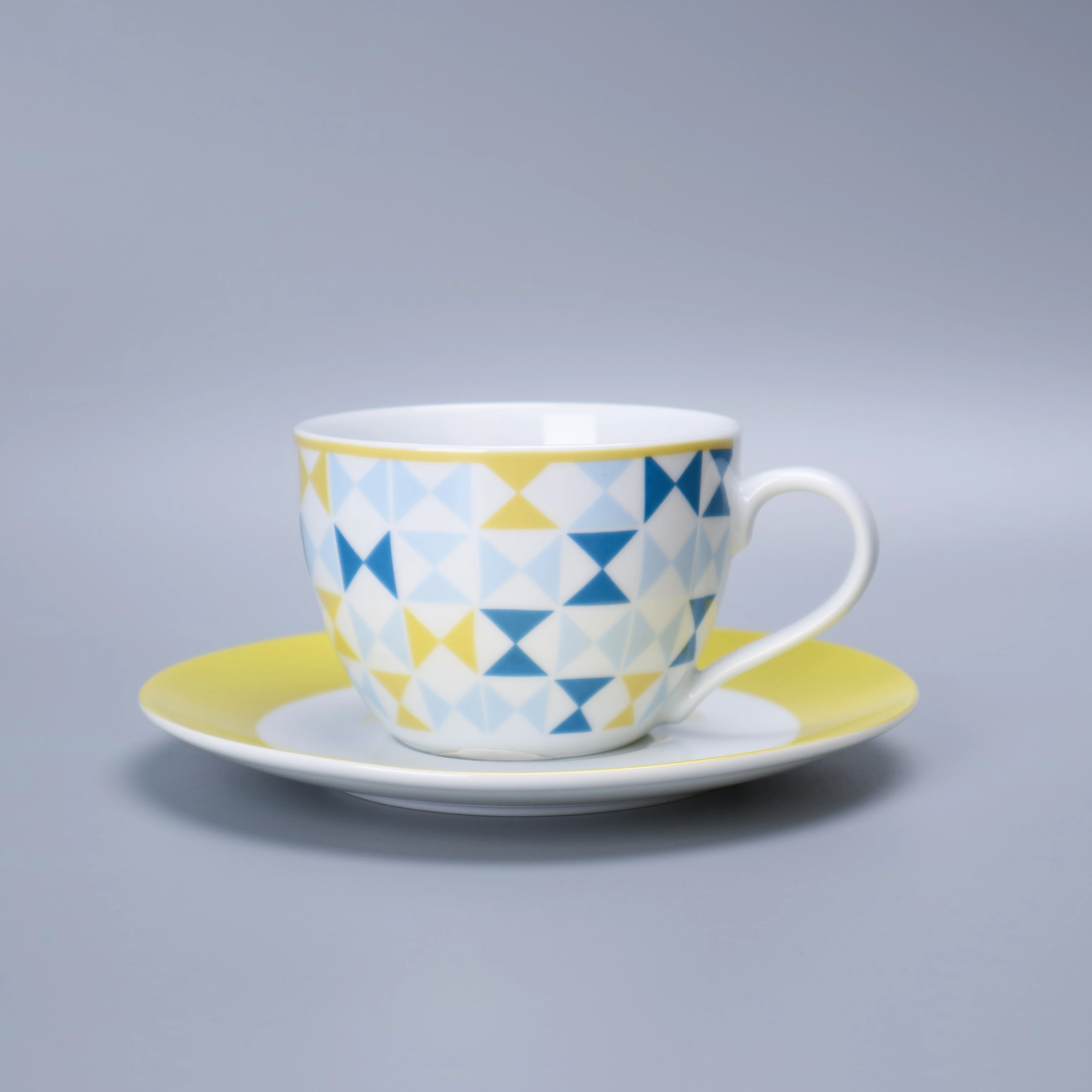 Wholesale Porcelain Dinnerware Sets Graphic Geometric Pattern with Cup and Saucer for Home Dining Ceramic Tableware Set