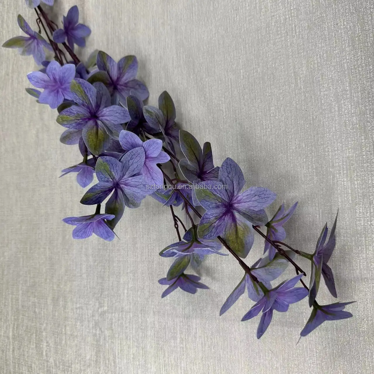 Manufacturers wholesale bell lily simulation flower wedding home photography site scenery artificial flowers