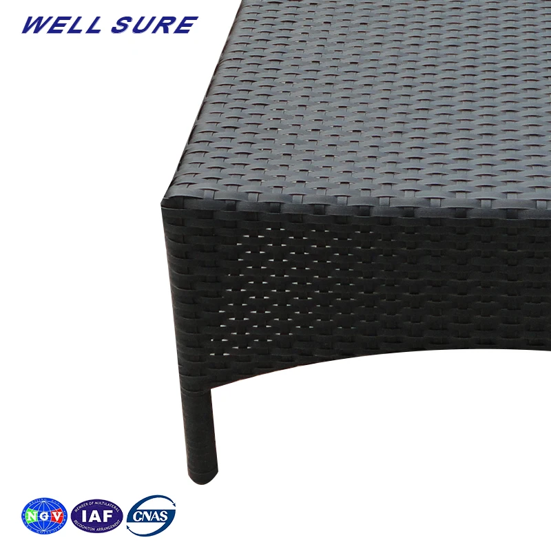 Modern Garden Outdoor Furniture Beach Chair Rattan Sun Lounger Adjustable Sun Bed Lounger For Beach Or Hotel