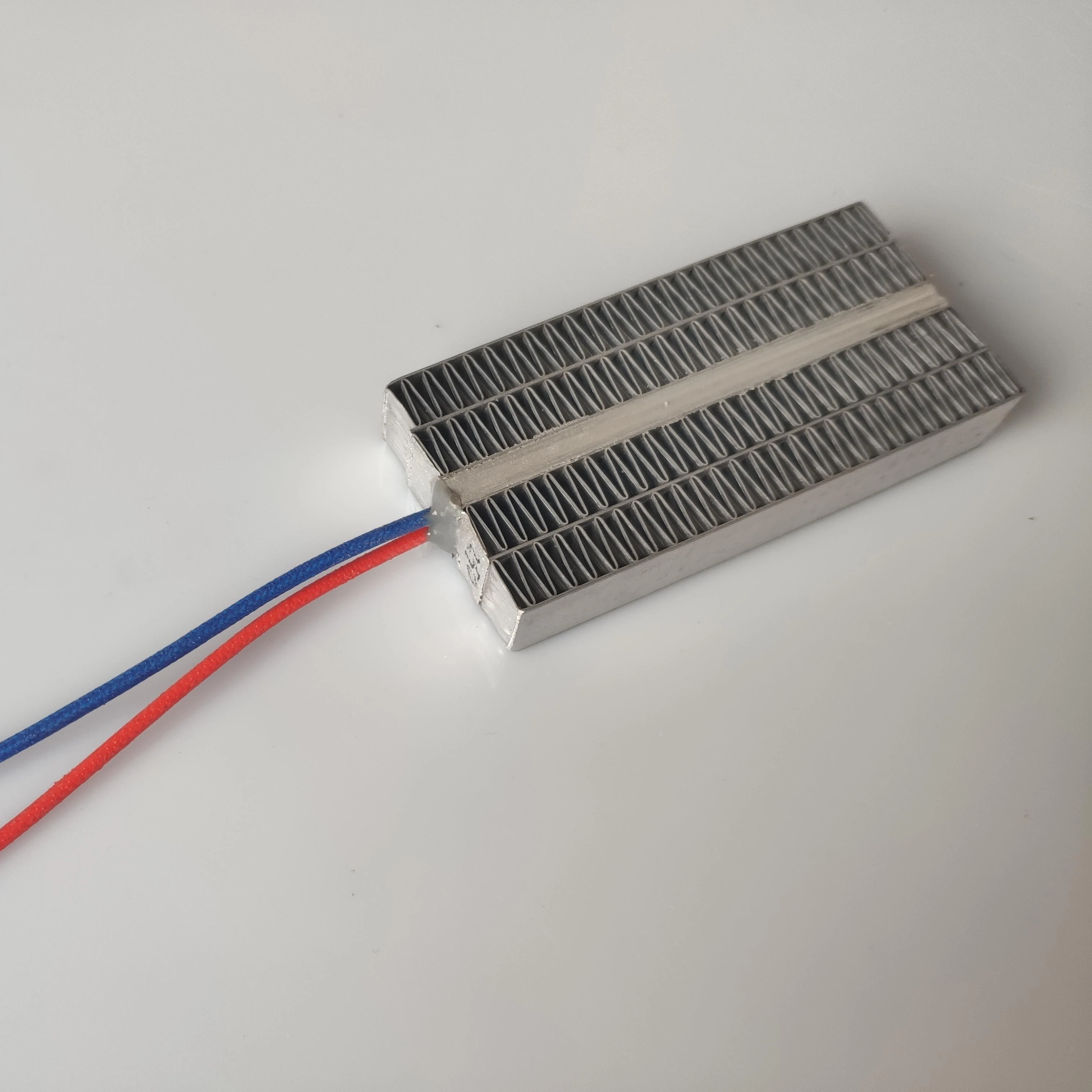 Mini portable and easily assembled PTC heater element on washers