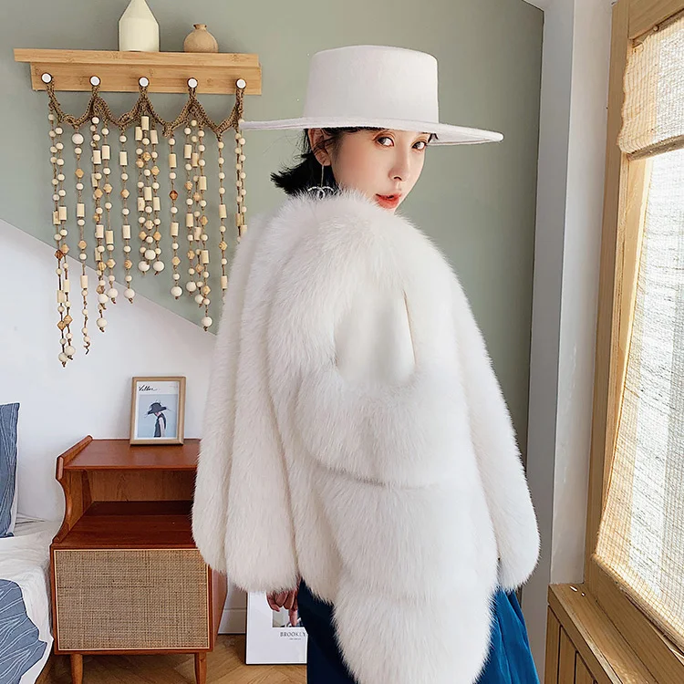 Factory wholesale custom spot winter Solid fox fur jacket short women real fox fur coat luxury natural fur coats fox mink coat