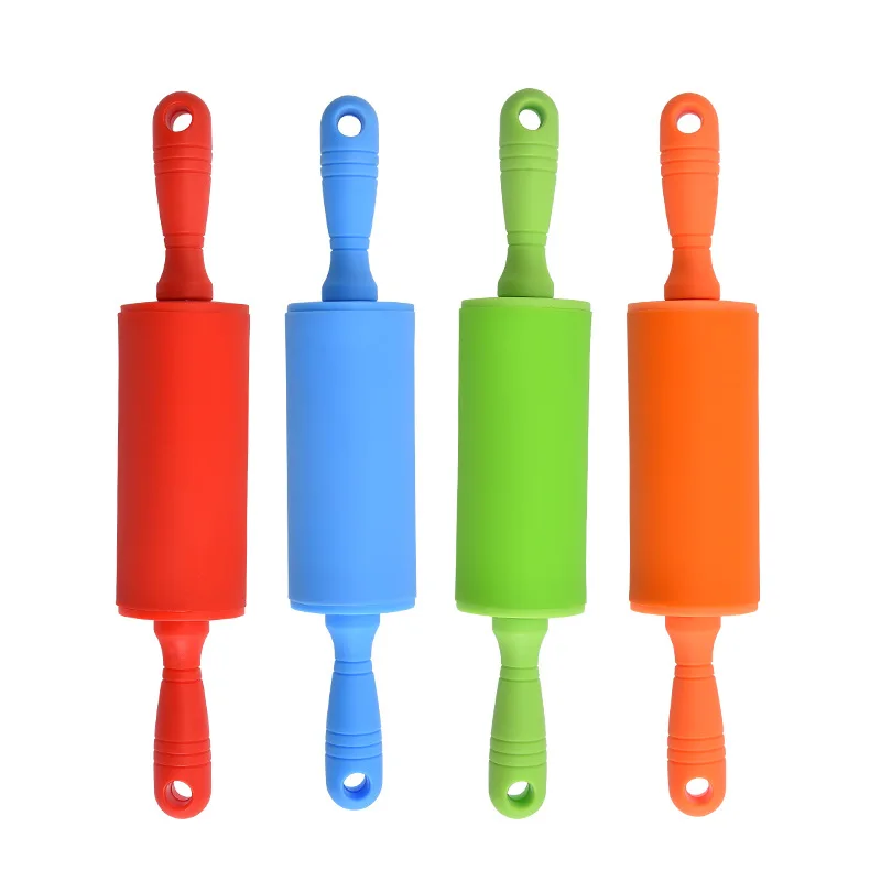 plastic contoured handleNon-stick silicone rolling pin