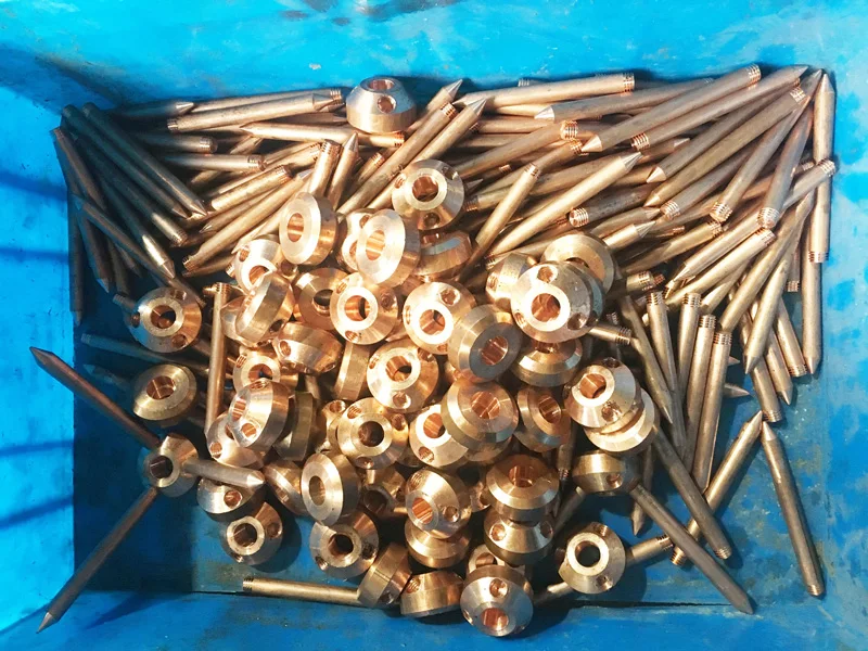 Custom Wholesale Low Price lightning Protection Earthing Pure Copper Lightning Conductor Lightning Rod with brass base
