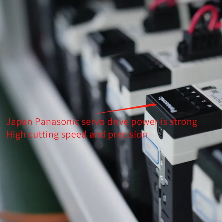 Factory directly provides composite material vibrating knife cutting machine wholesale