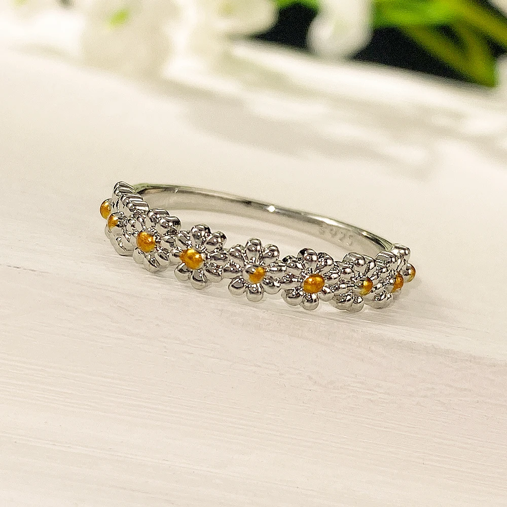 CAOSHI 2022 Simple Fashion Women Contracted Hand Jewelry Spot 925 Silver Gold Plated Beautiful Small Daisy Flower Ring