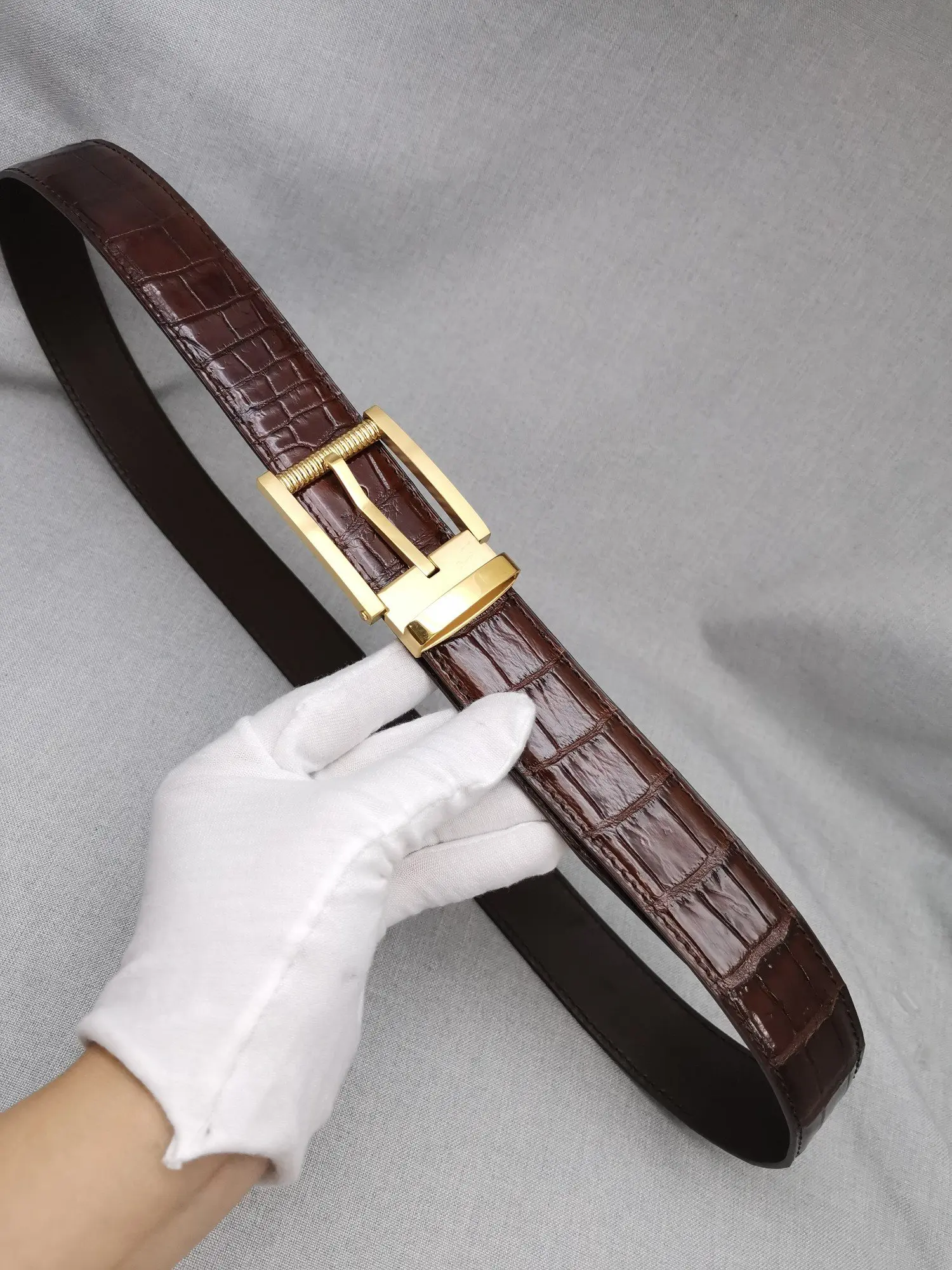 Customized Alligator Skin Crocodile Men women Belt Durable Quality  Belt with Cow Skin Bottom