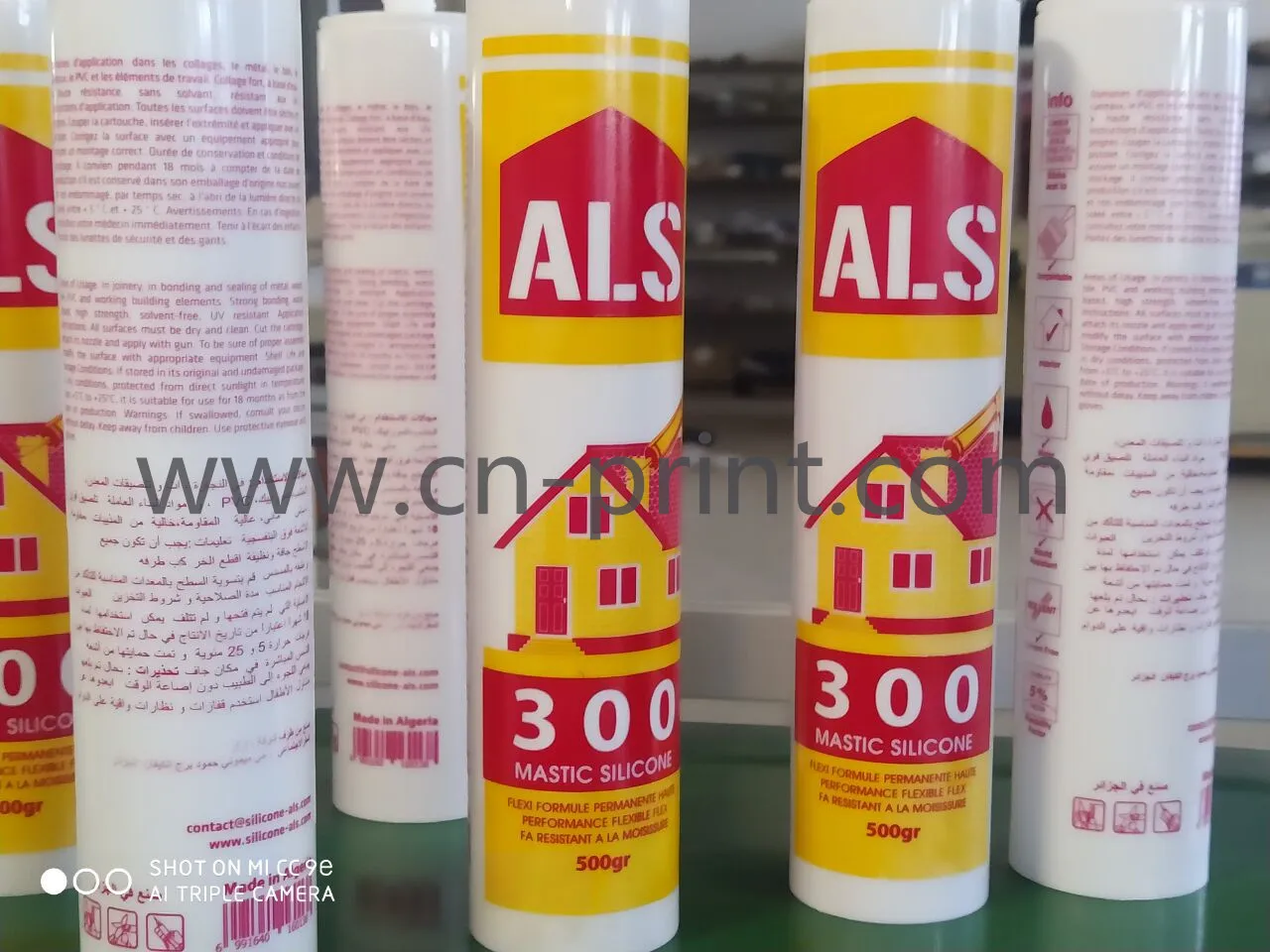 Factory Wholesale Full Automatic Plastic Bottle Screen Printing Machine With UV Drying System And Frame Treatment