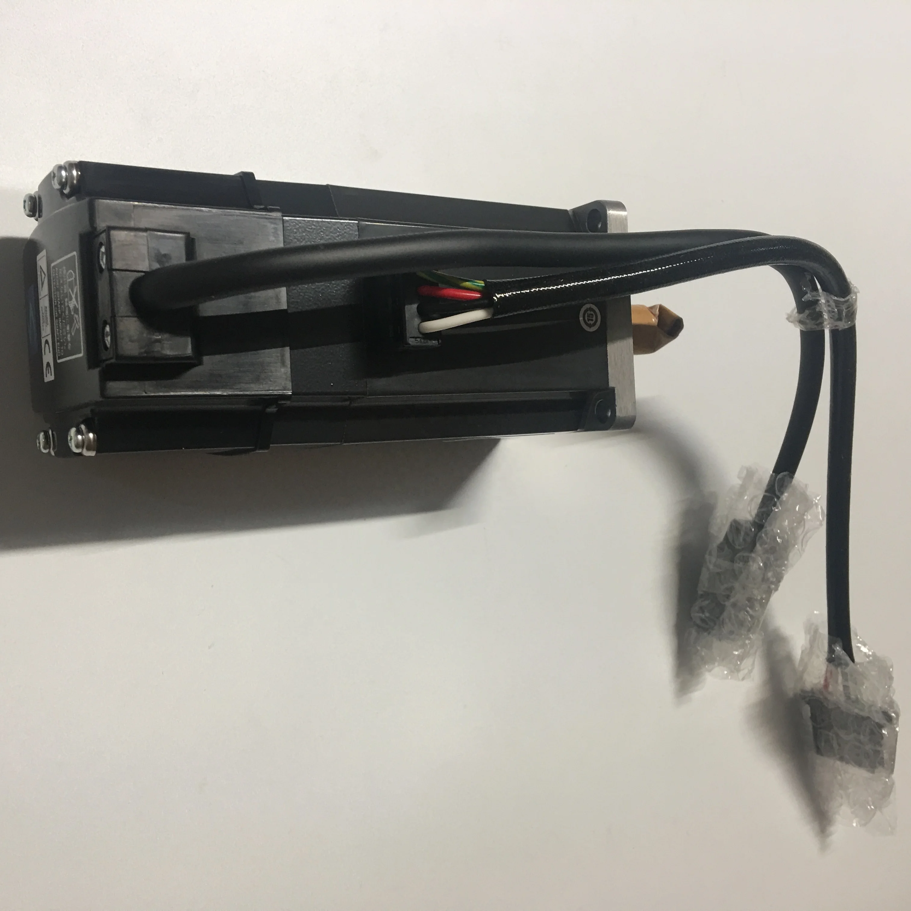 010CC282130 N510005279AA KXF0CWNAA00 HC-MFS43-S24 HC-MFS43 AC SERVO MOTOR Mitsubishi