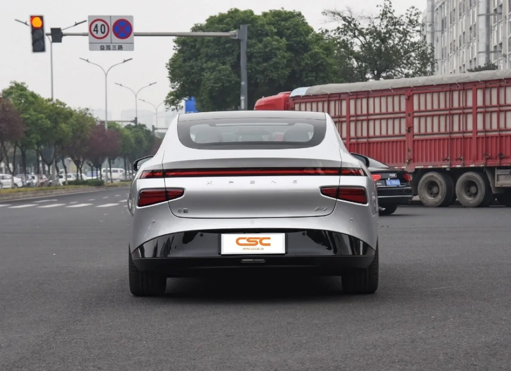 Buy Xpeng P7 Electric Car with Fast Charging Time of 0.48 Hours