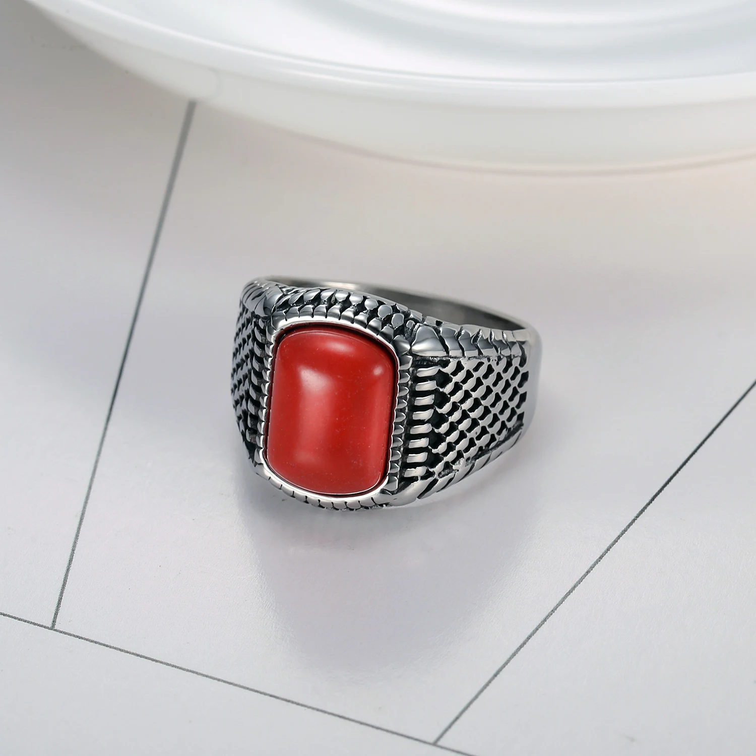 Custom  OEM ODM Trendy New Ethnic Big Coral Stone Rings Mens Classic Resin Jewelry Silver Color Red Gemstone Party Bikers Rings