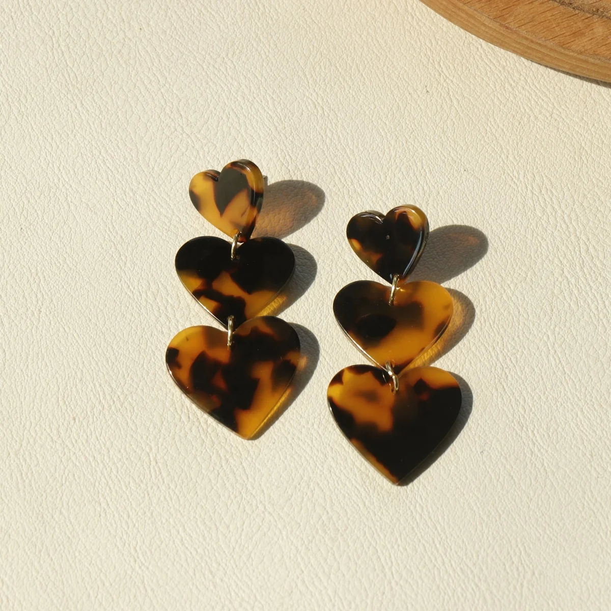 JUHU Acetate plate Jewelry wholesale Acrylic leopard print heart earrings for women 2022 fashion semicircle earrings trend 2022