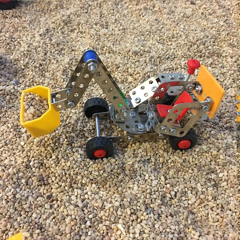 Factory Direct Sale DIY Construction Vehicles Assembly 3D Metal Building Blocks Set