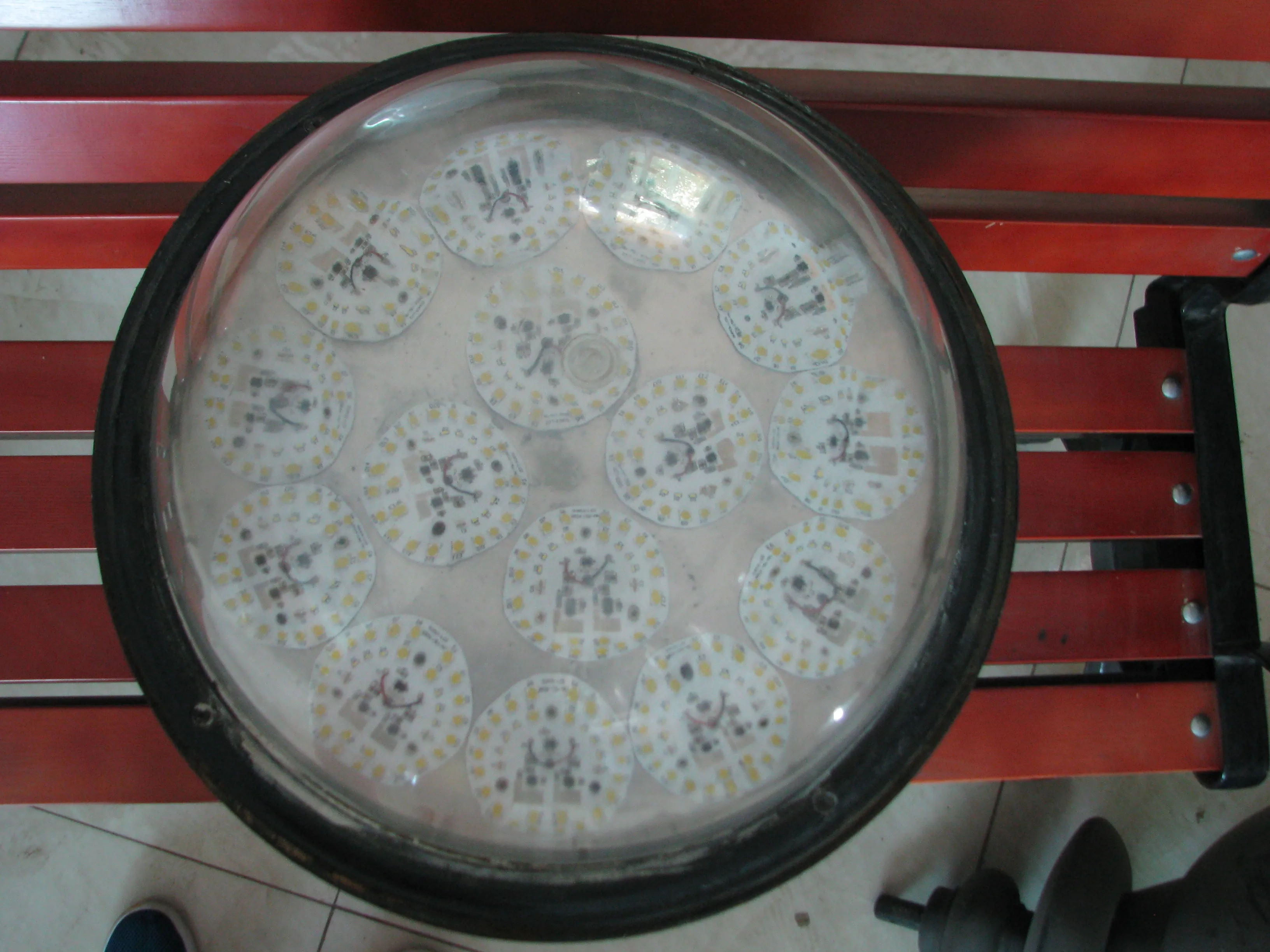 Литой алюминий Твердый держатель лампы с ударопрочным ПК лампой-дымоход