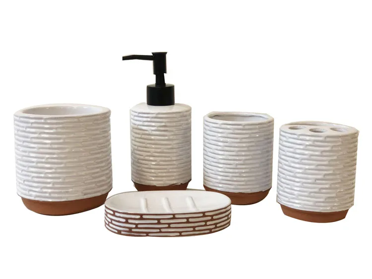 Customized hot selling factory wholesale cheap price and high quality bathroom accessories