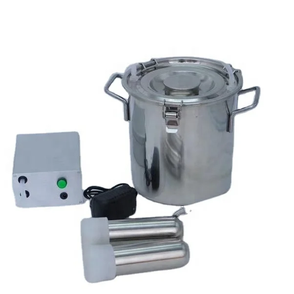 7L, 14L Stainless Steel Bucket Portable Mini pulse Cow goat Milking Machine with Rechargeable Battery and Adaptor