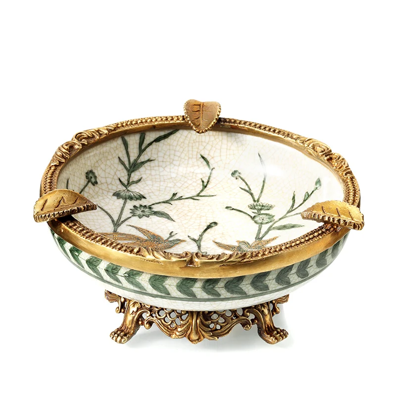 Custom Porcelain Hand-Painted Ceramic Brass Luxury Table Cigar Ashtray Luxury Round Home Decoration
