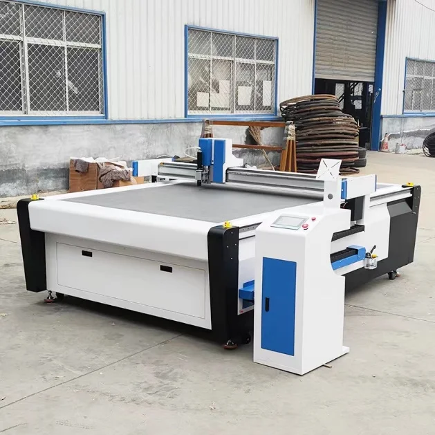 Full Automatic Eps Pearl Cotton Cutting Machine Foam Eva Lining Cutting Machine Vibration Knife Cutting Machine