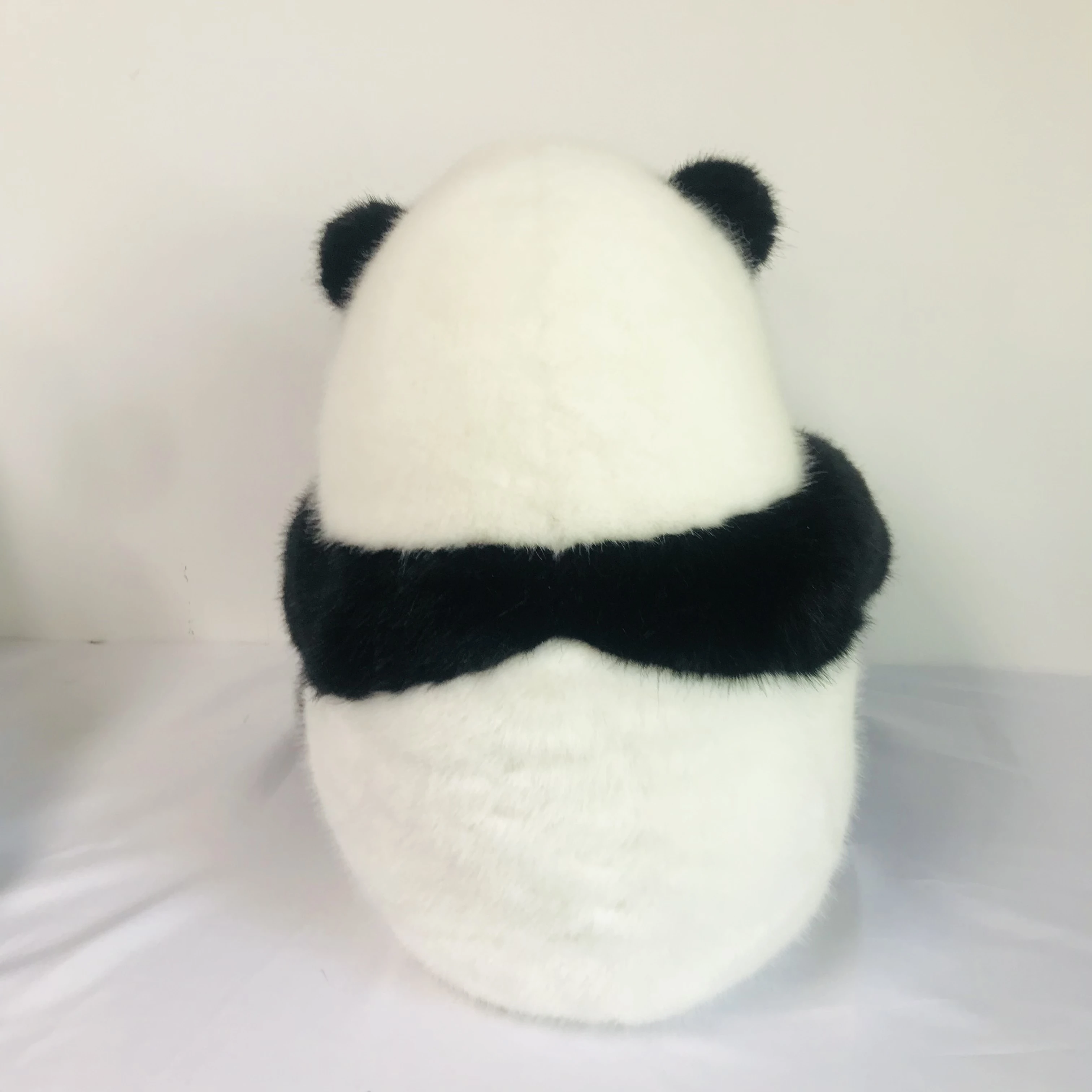 High Quality Realistic Giant Stuffed Panda Toy Luxury Plush Bear for Unisex Made with PP Cotton Chinese Panda Design