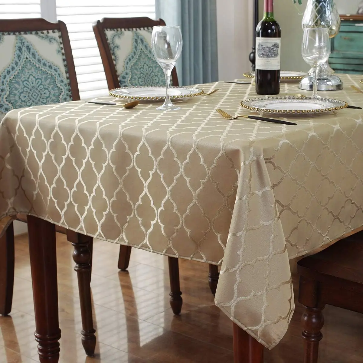 Skymoving New Jacquard Design Table Cloth Gold Kitchen Tablecloth for Decoration Tables 140gsm Polyester Waterproof Tablecloth
