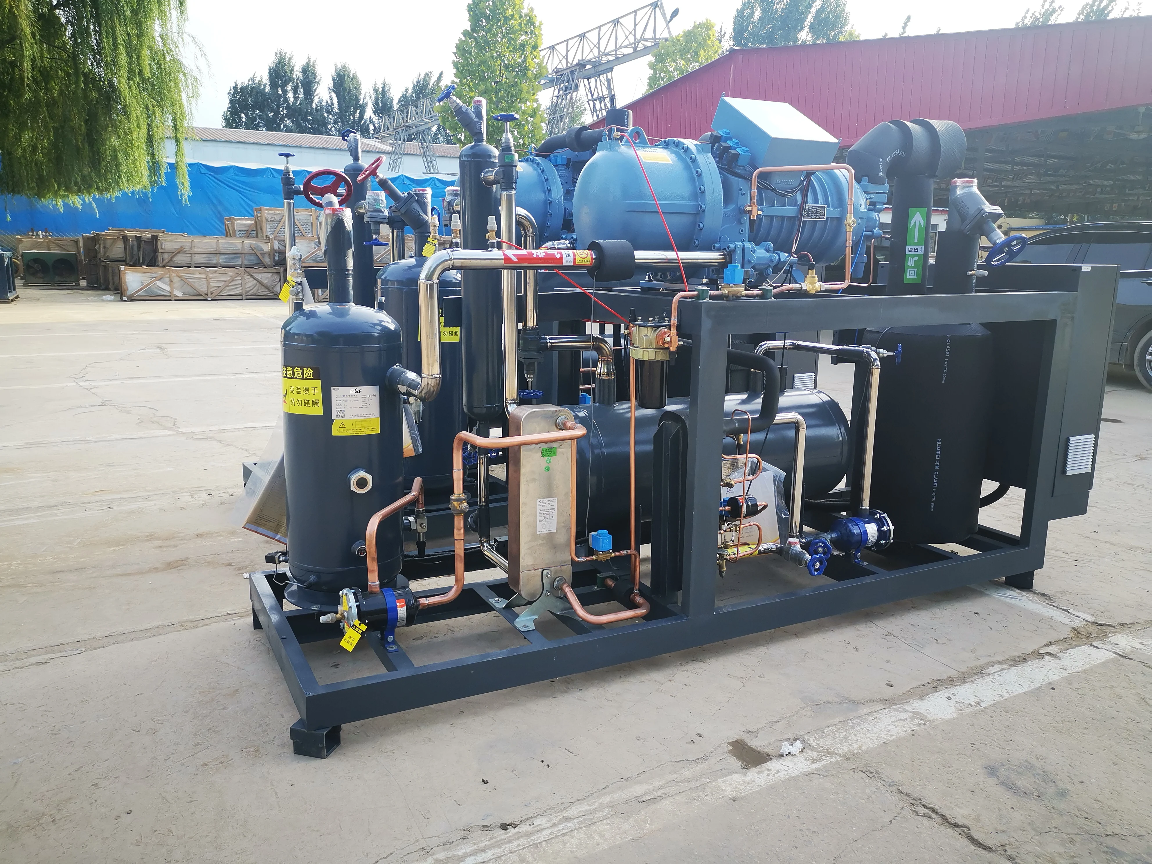 Industrial Freezer Refrigeration Unit Semi-hermetic 2 Parallel 90HP Screw Compressor Unit Air-cooled Condensing Unit of Refcomp