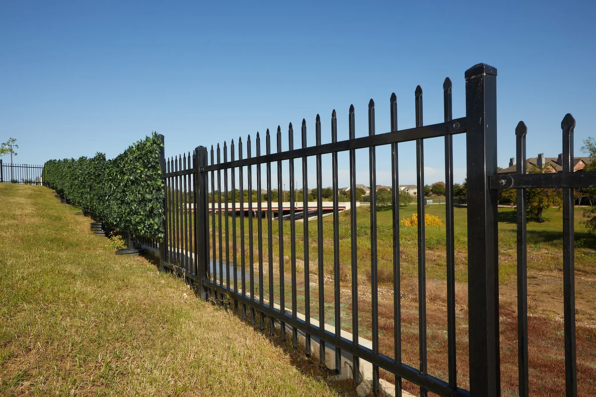 black powder coated corten steel square tube metal boundary wall fence E-coating tubular wrought iron fencing