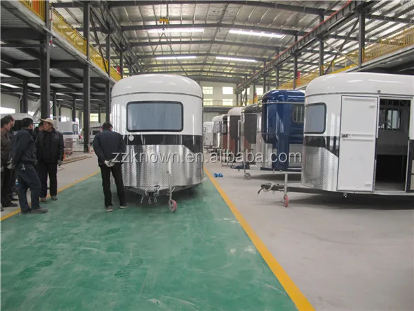 2024 4 Horses Gooseneck Float Trailer with Living Box Horse Loading Transportation Vehicle support Customization