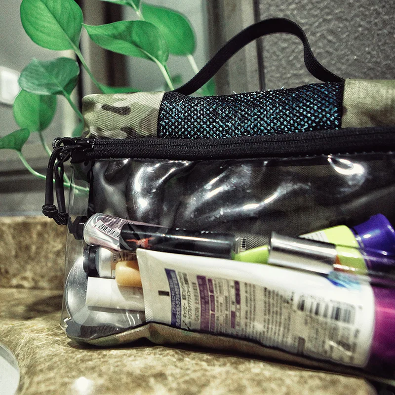 Emersongear 2022 New Outdoor Use Utility Bag Foldable Travelling Man Toiletry Bag Camouflage Waterproof Wash Bag