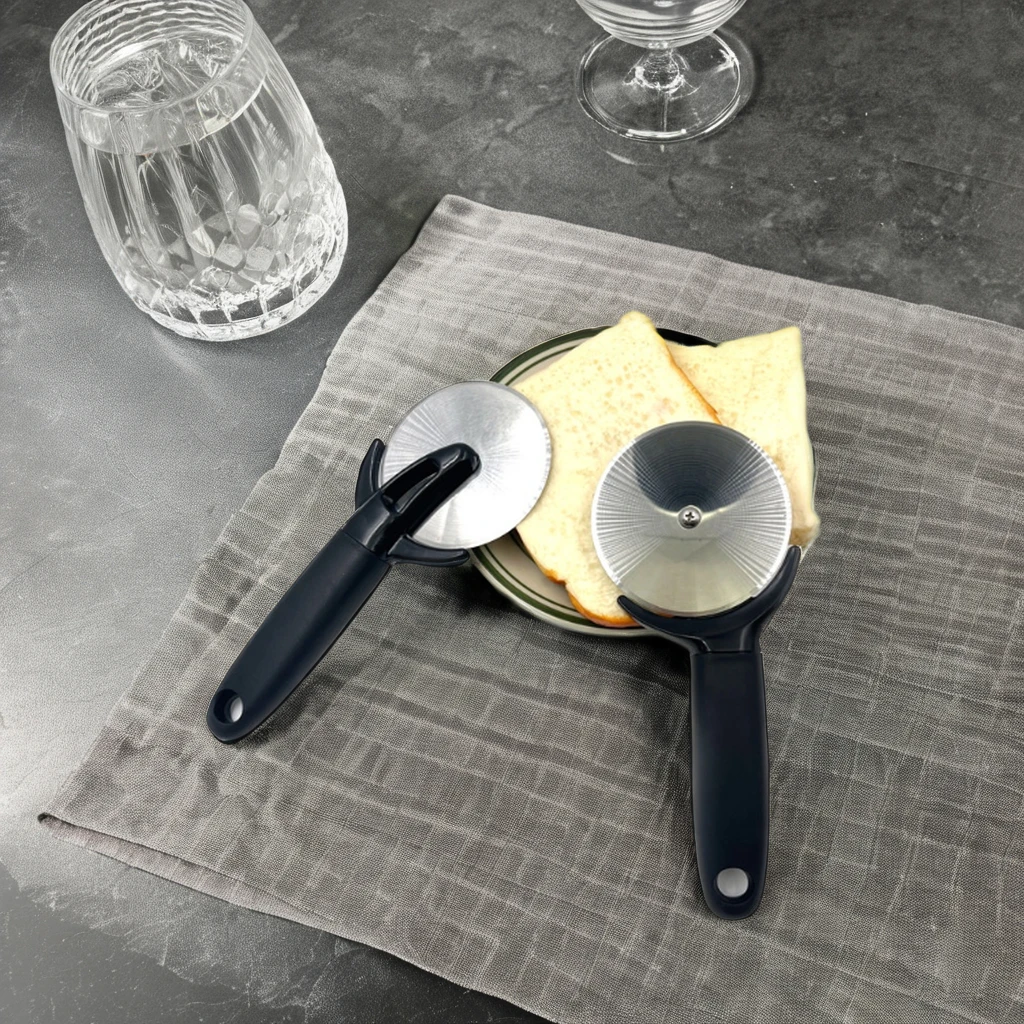 9cm Pizza Knife Stainless Steel Pizza Shovel Cutter Home Kitchen Pizza Tools Indoor Round Cake Knife With Lid