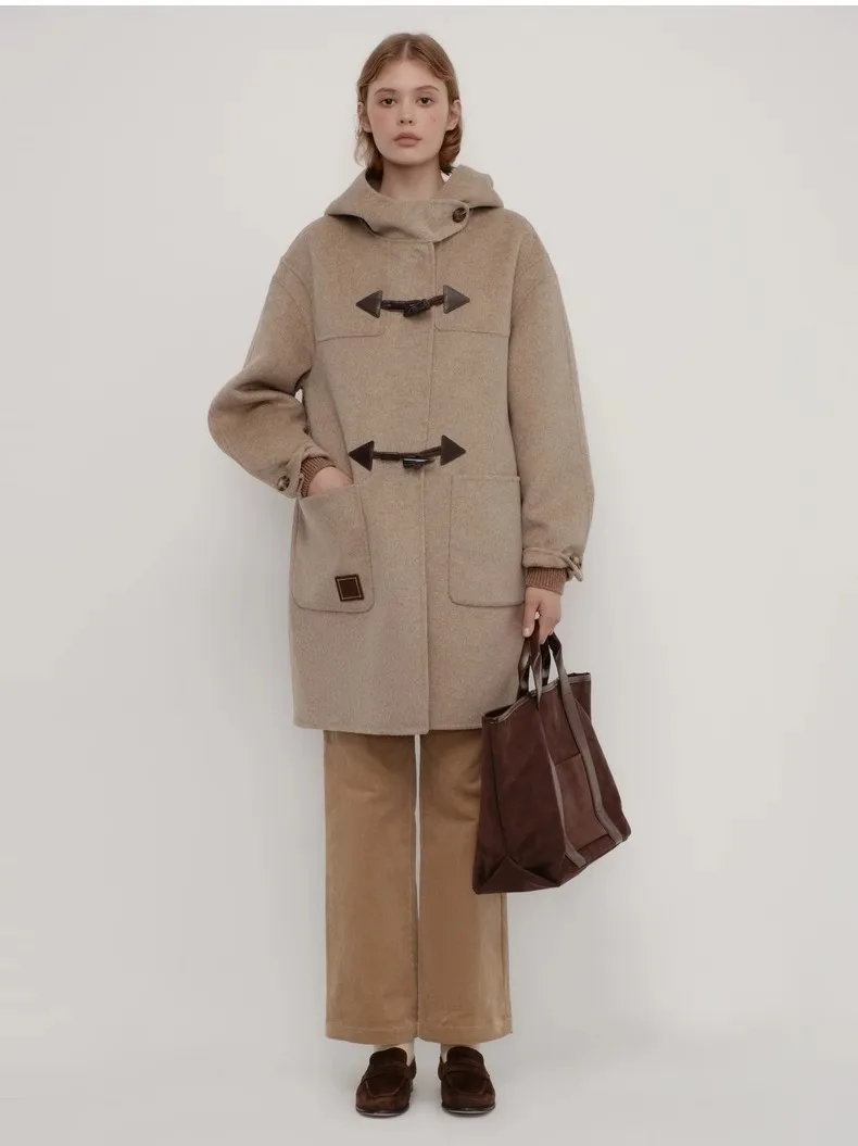 Women wool horn button mid-length woolen coat