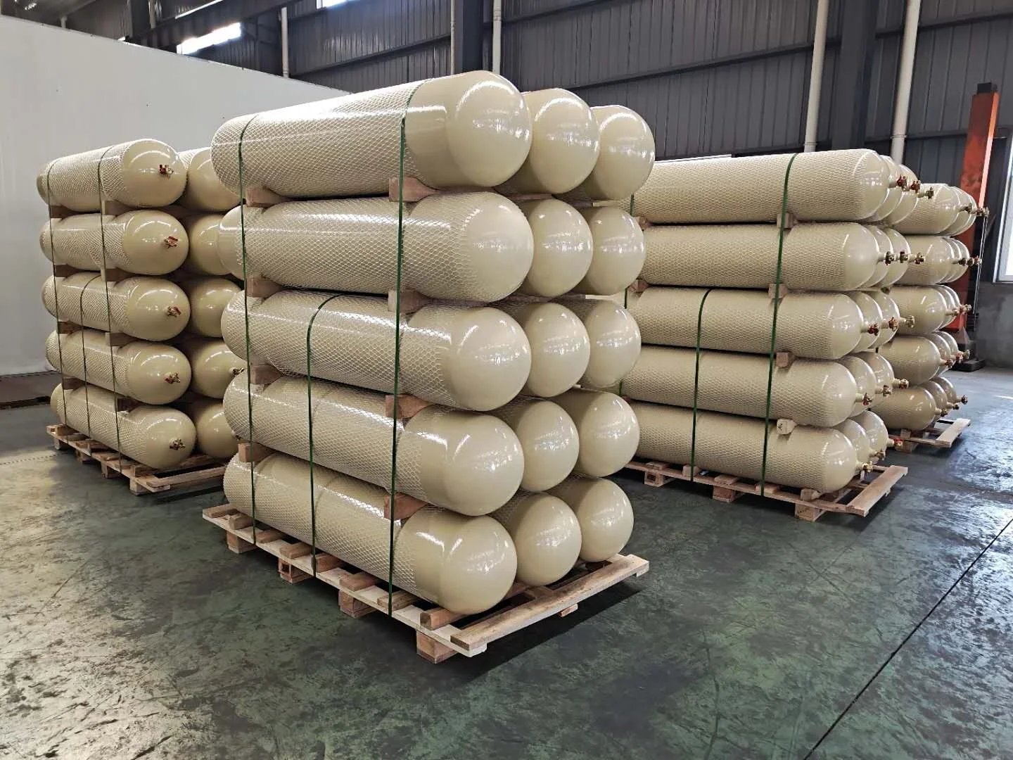 Factory direct sale High pressure compressed natural CNG steel cylinder cng gas cylinder for generator