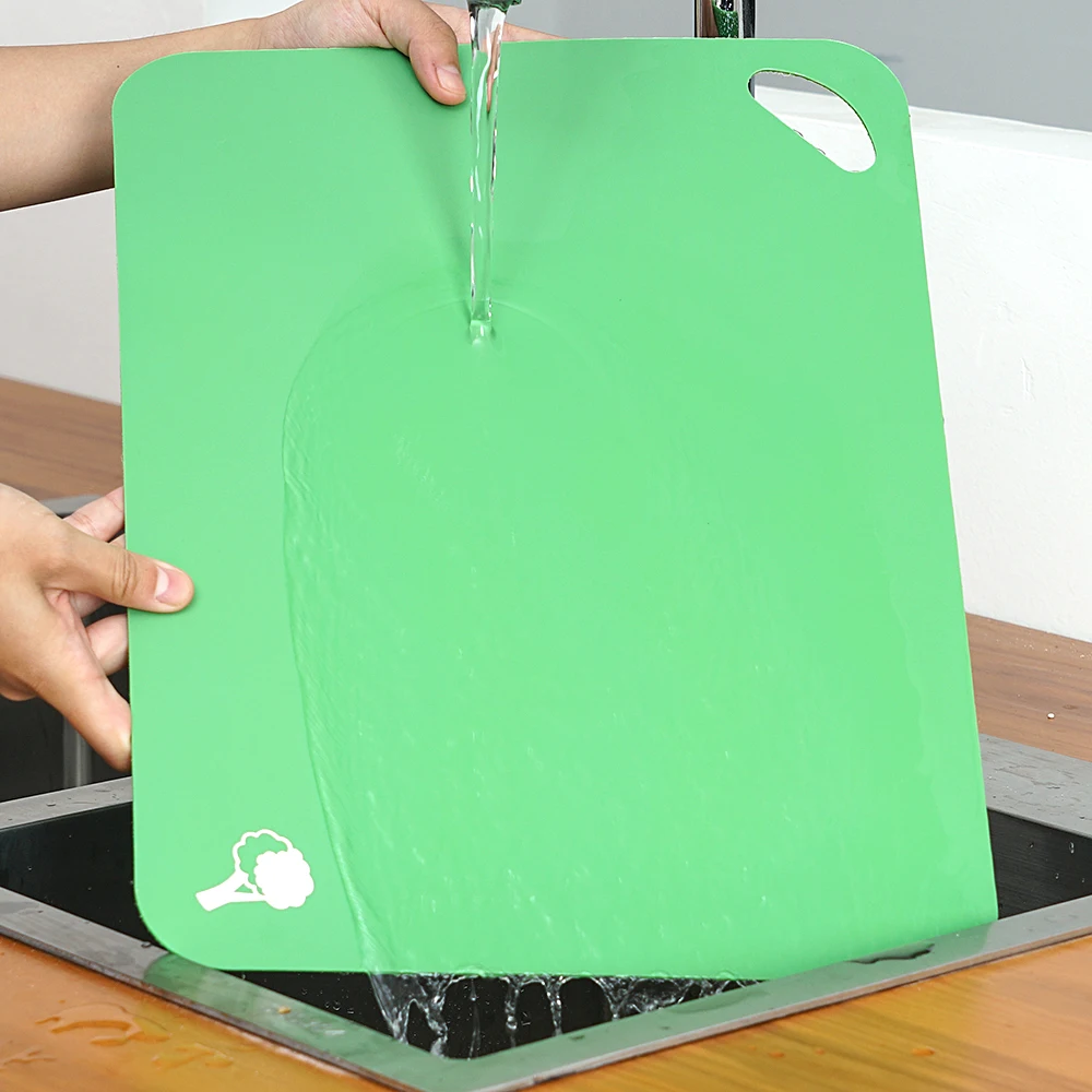 hot sale different color Eco-friendly plastic flexible plastic cutting board mats