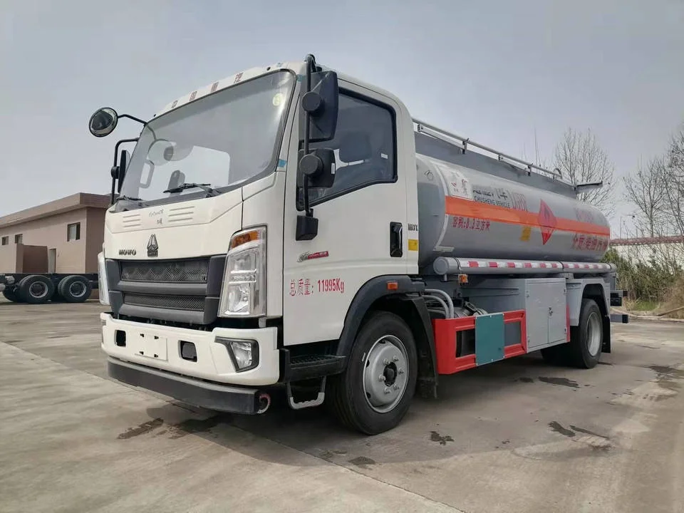 SINOTRUK HOWO 8x4 22 66 м3 новый грузовик с топливным баком мощностью 350 л.с. для продажи