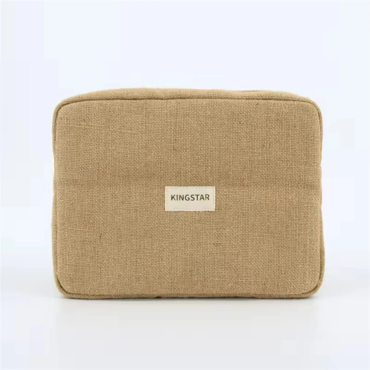 Косметичка на молнии