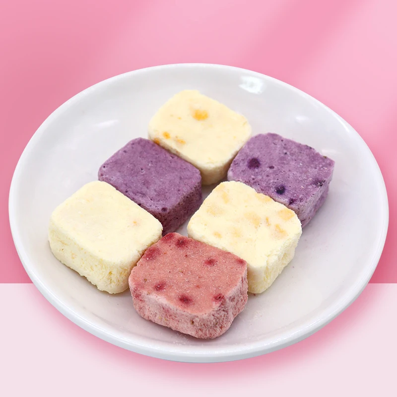 Factory Supply Hot Sale Snack Biscuit Tea Oatmeal Chocolate Ice Cream Yogurt Dried Yogurt Freeze With Fruits Cube