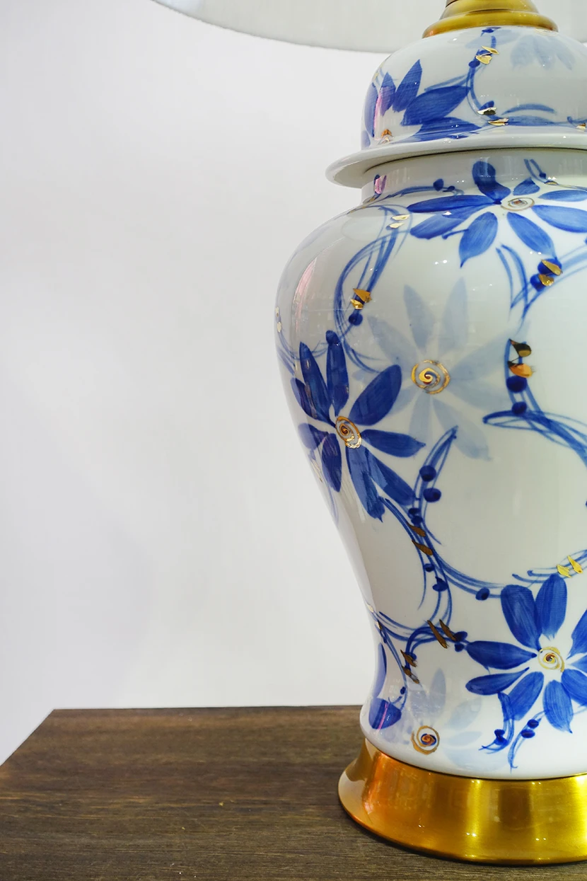 chinese blue and white table lamp Stunning Ceramic Table Lamp antique chinese blue and white porcelain table lamp