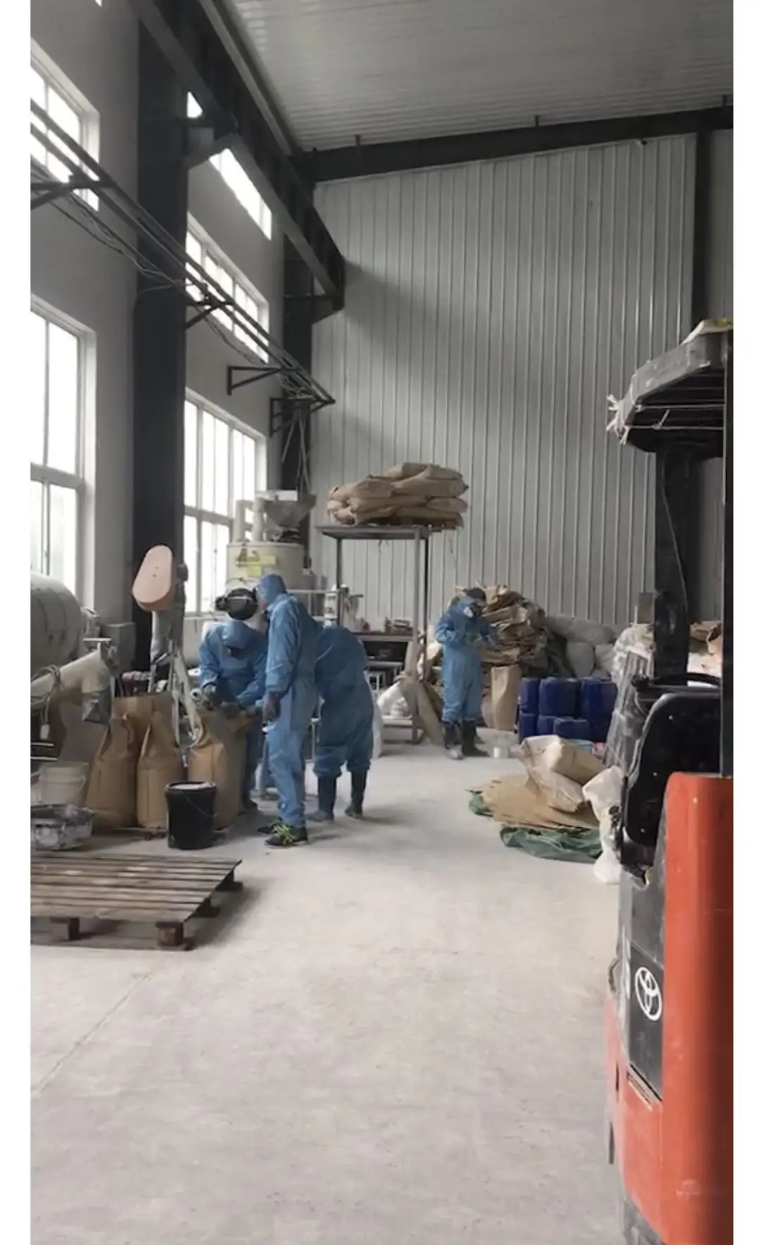 Factory wholesale raw material additive mgo 90% industrial grade light magnesium oxide