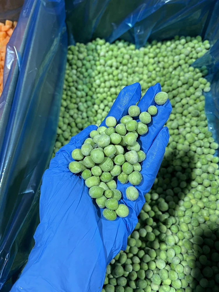 frozen green peas 1.jpg