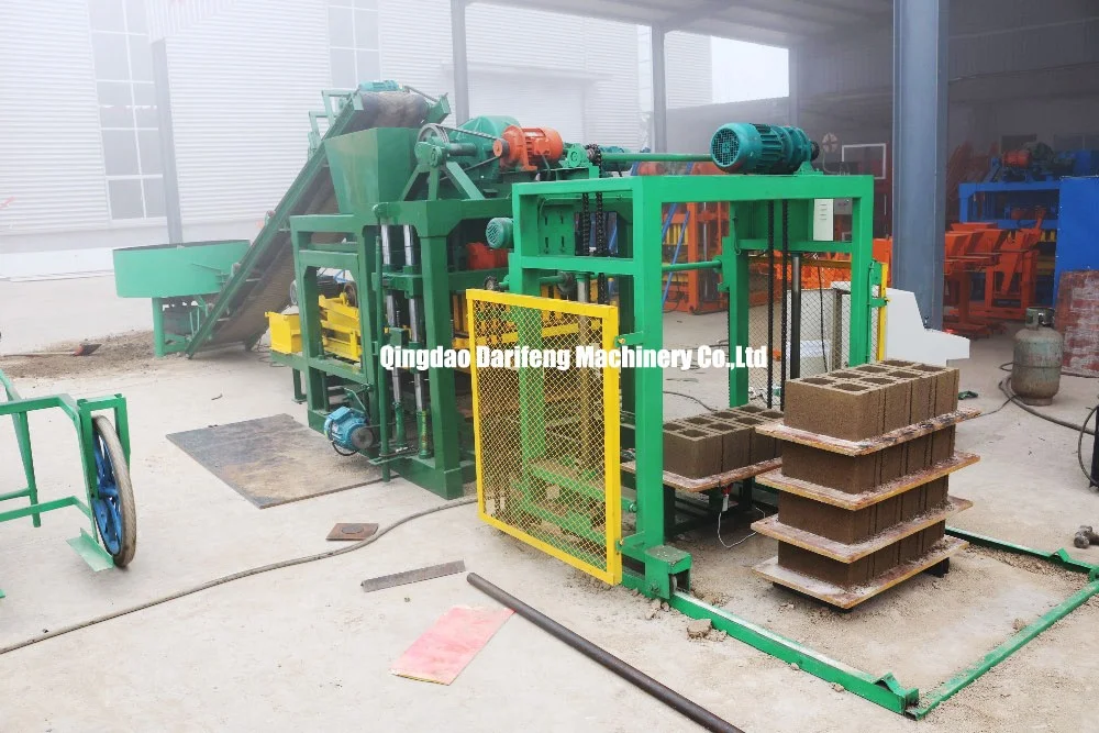 fully automatic qt4-25d cheap tanzania brick making machine for sale in Senegal concrete block making machine in gambia