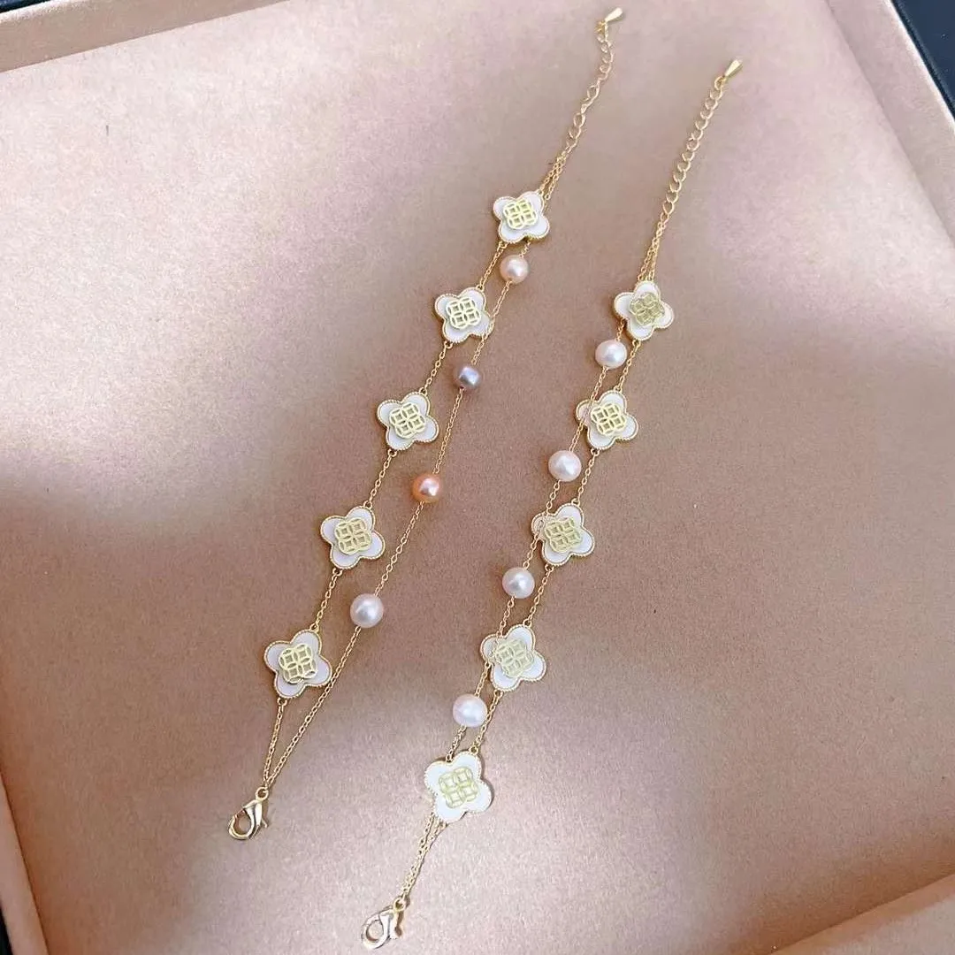 Newly designed clover double-layer bracelet 6-7MM mixed color/white natural freshwater pearl bracelet as a gift for girls