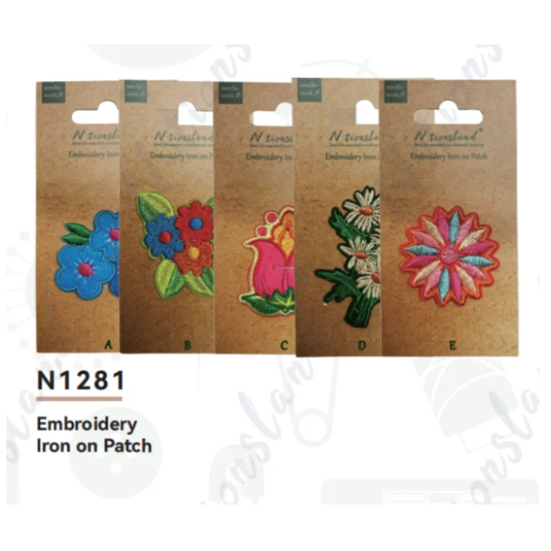 D&D Plastic Free custom mini puff Embroidery Iron on Patch Fabric Sew on Patches for clothes paper card packaging wholesale