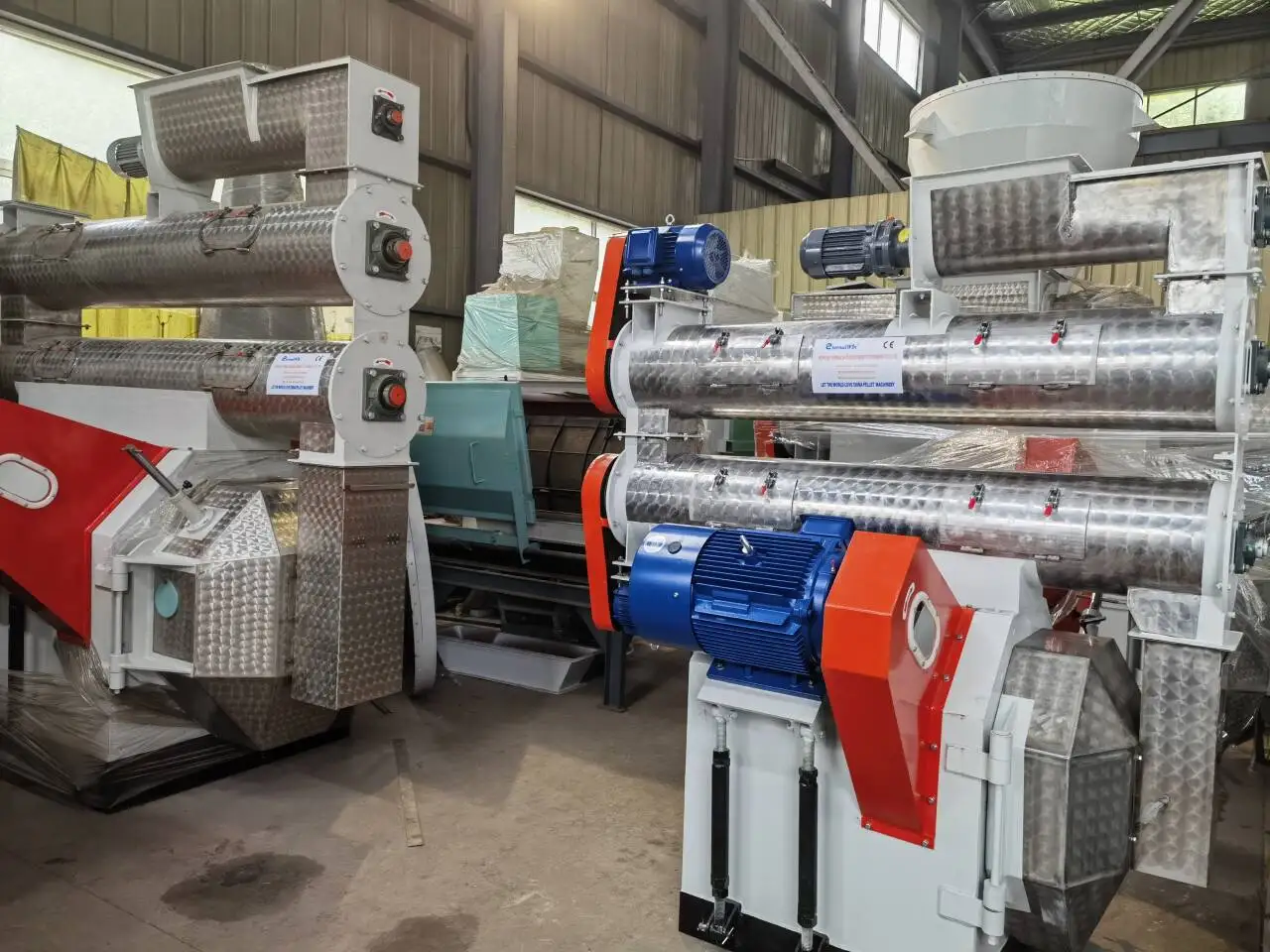 3 Ton Grass Hay Fodder Livestock Cattle Feed Pellet Production Line Animal Poultry Feed Pellet Making Machine Plant